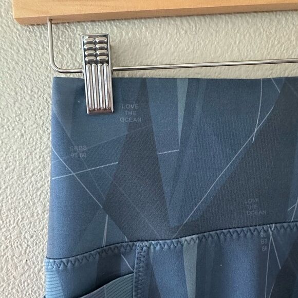 Sweaty Betty Super Sculpt High-Waisted Zig Zag Crop Yoga Leggings Blue Small - Picture 8 of 10